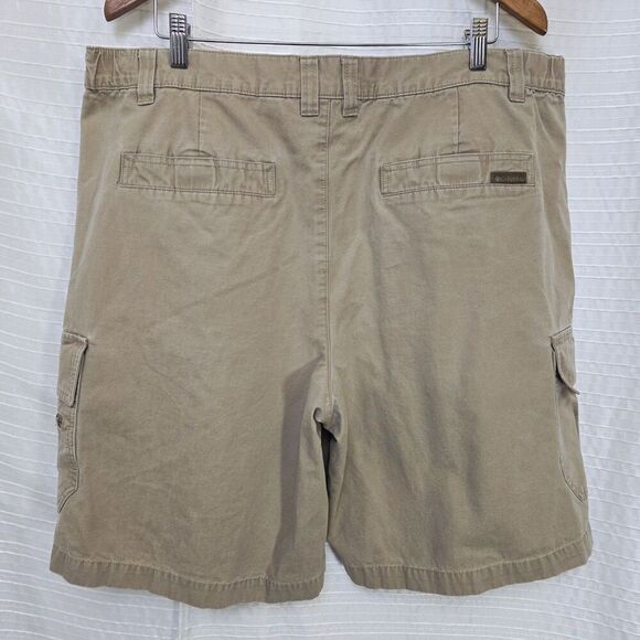 Columbia XCO Cargo Shorts Men’s XL Cotton 10" inseam Khaki/Beige - Picture 7 of 8